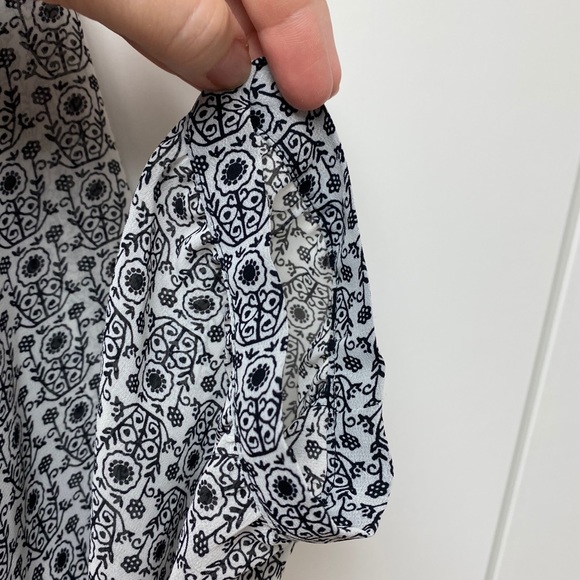 Old Navy boho sheer top, size L - Picture 5 of 5